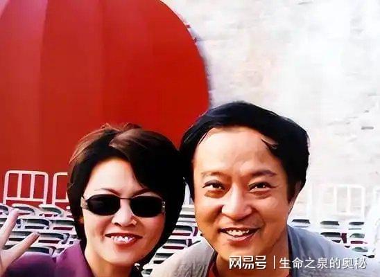 布局七年，伊利“篮”不住的热爱