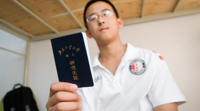 无球可打!宫鲁鸣为何迟迟不将李梦召回?背后的原因太扎心