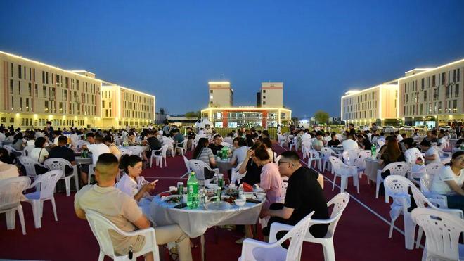 曝包贝尔与红衣美女酒店过夜,具体时间线全部被曝,去年才诞下二胎