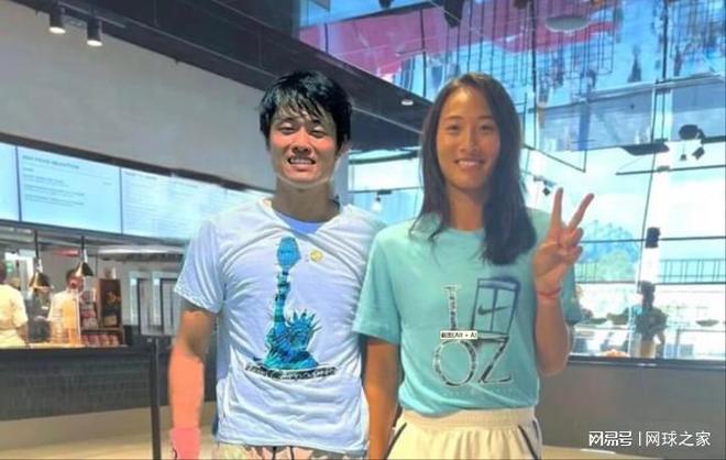 世界杯永恒经典!52万人口小国赢麻了:23天3场大冷 昂首出局