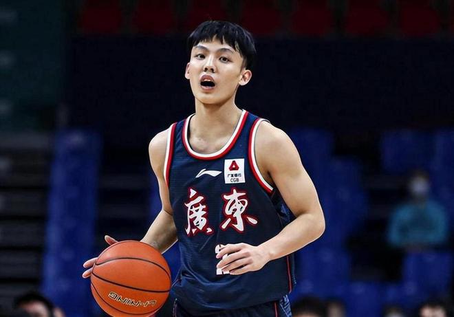 “1988元可选高颜值ProMax亲亲抱抱,其他服务私下谈”,贵州洛北河漂流伴漂服务被指“商务漂流”;景区确认有该服务