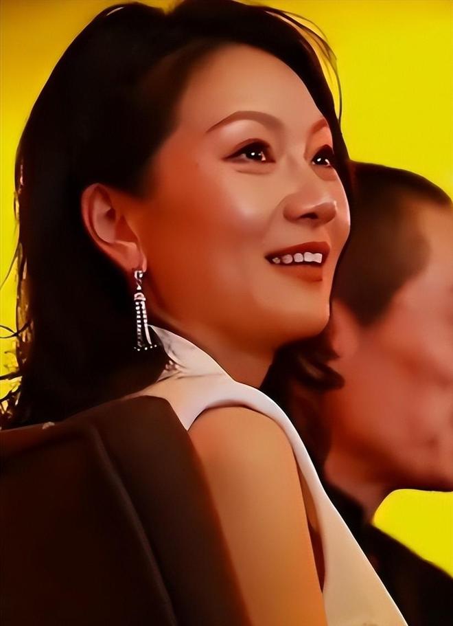 夏日网球局，规矩越多越松弛！