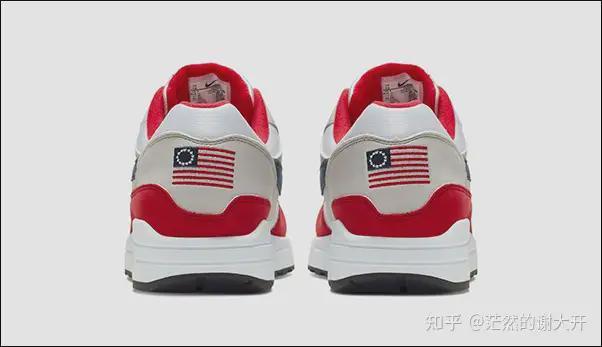 斯卡洛尼:梅西得知自己被征召却不提前发声明,而是等大名单