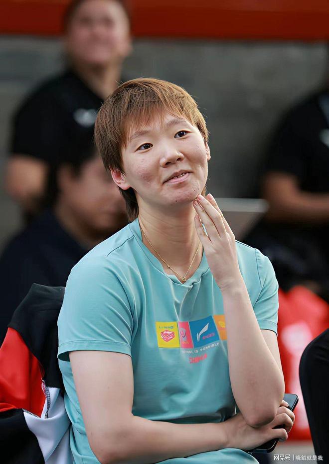 学生时代的女混混,结局真令人唏嘘!网友:长得那么漂亮,太可惜了