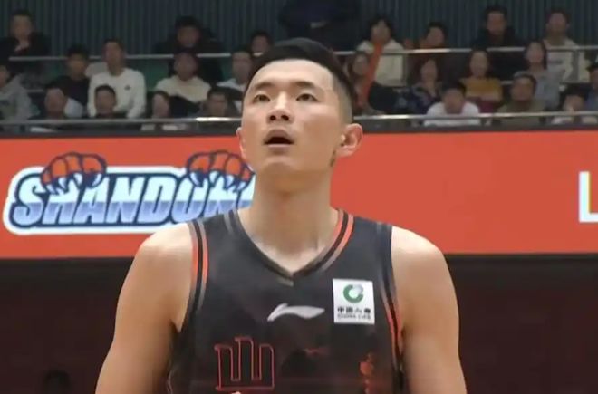 宏远速递!新老总做重要决定,朱芳雨回归交接,周鹏自告奋勇