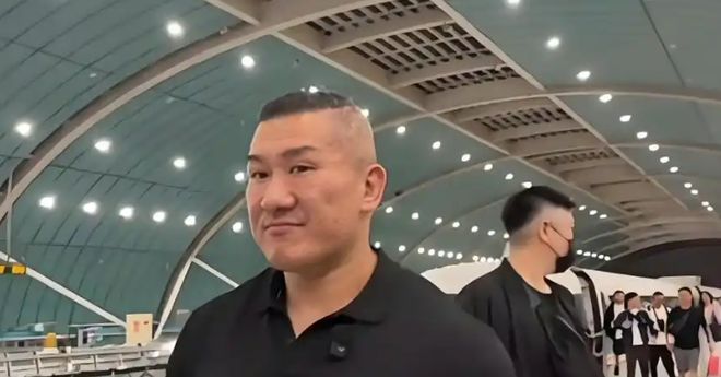 两大液冷概念股，尾盘大单涌入，双双涨停