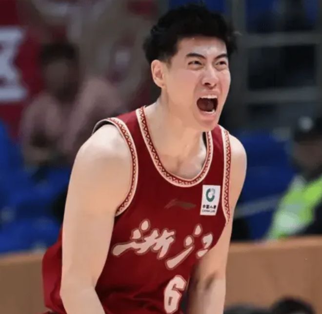 逼宫?曝26岁小蜘蛛将面谈西蒙尼:明确通知走人决定 绝无留队可能