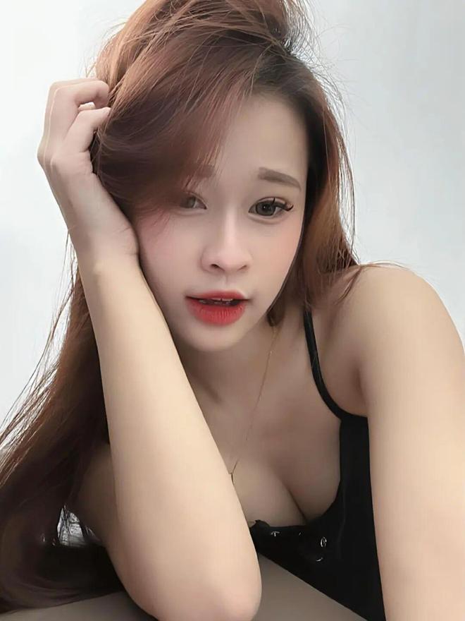 奥斯卡·明格萨自由身加盟水晶宫,签约四年成为新帅首签