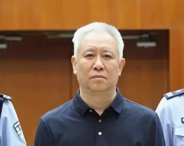 粤超首次引入VAR 裁判多了双“电子眼”